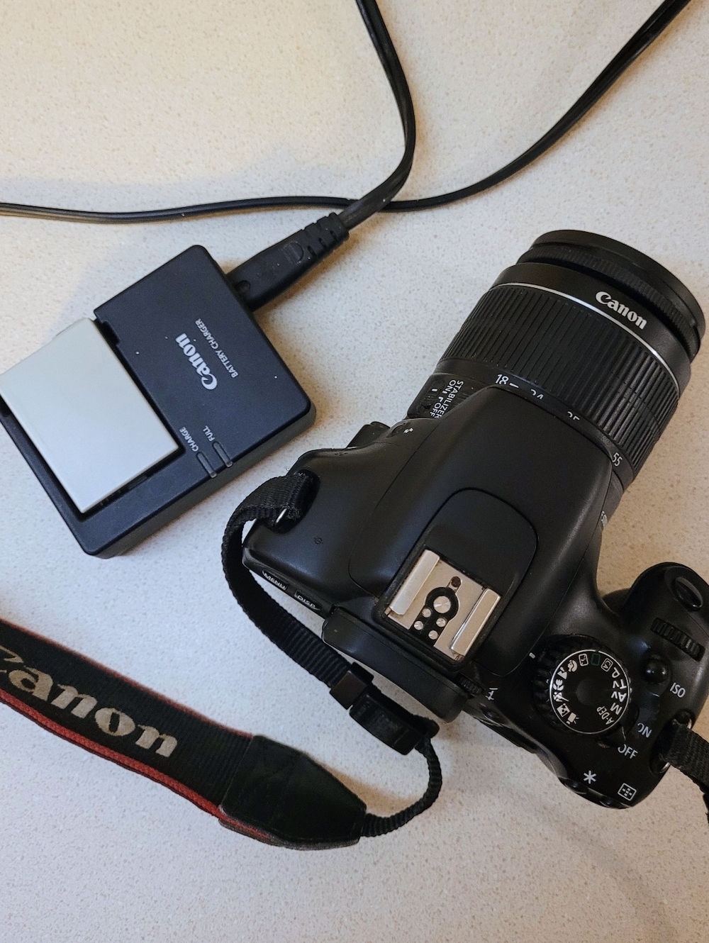 Canon Rebel T2i DSLR Camera Kit + Lens + 2 Batteries Tested - Picture 8 of 9